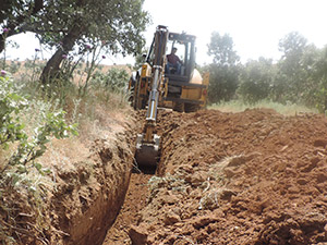 Derecik Belediyesi Başaklıya Su Ulaştırıyor