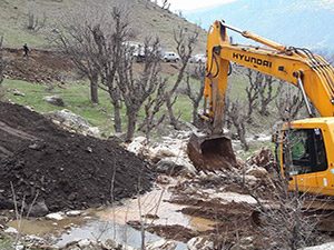 Umurlu'da Yollar kumlanmaya başlandı