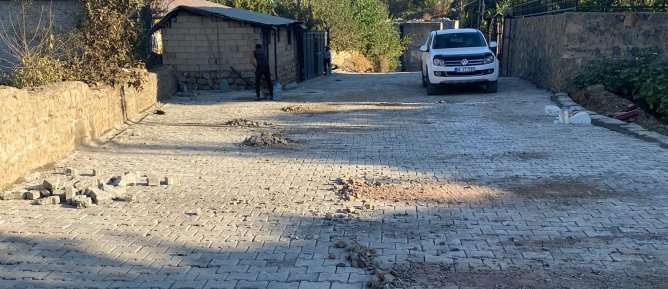 BALKAYA VE GÜRMEŞE MAHALLELERİNDE KİLİTLİ PARKE TAŞI ÇALIŞMASI
