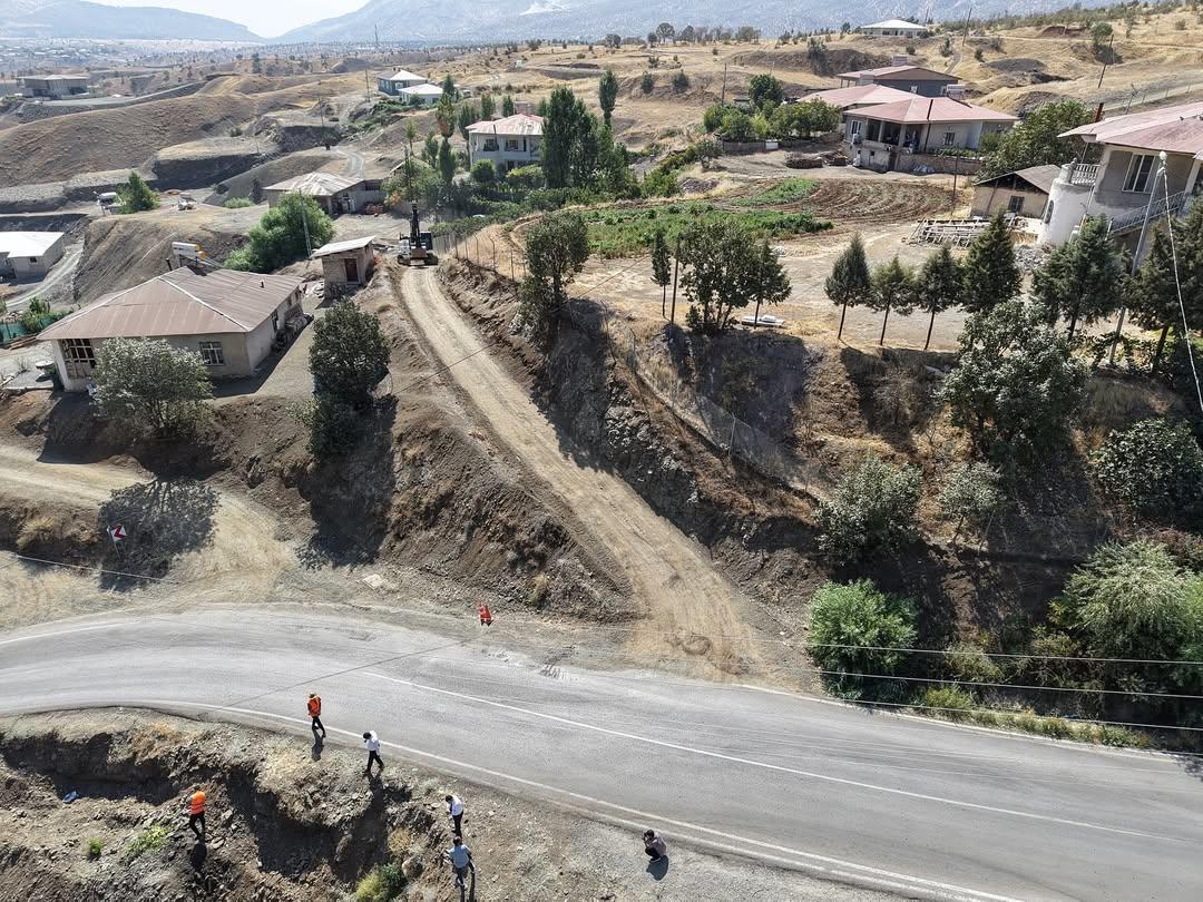 Derecik Yol Çalışması 